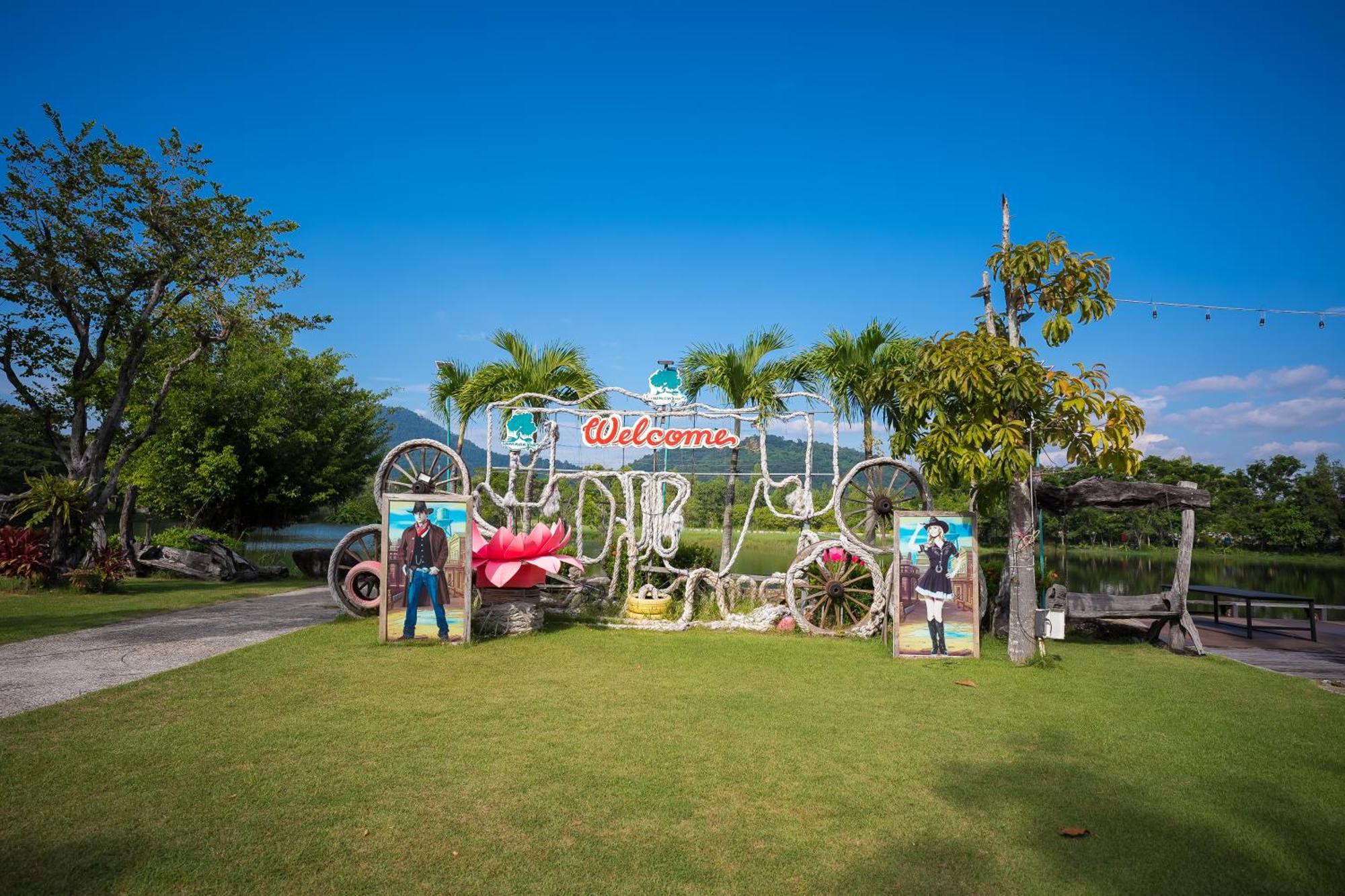 Tamnanpar Resort Ban Phe Exterior photo